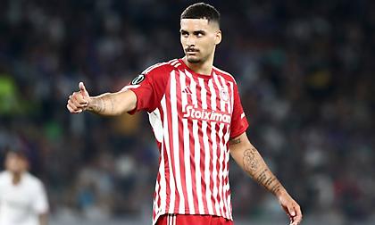 Νικολακόπουλος: «Όντως ο Ολυμπιακός ψάχνει πώς θα κρατήσει τον Κάρμο - Η ανανέωση του δανεισμού είναι μια επιλογή»