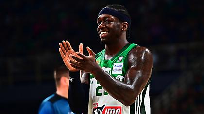 Κέντρικ Ναν: «Δεν έχω ξαναζήσει κάτι τέτοιο – Θα ήθελα να το γιορτάσουμε λίγο περισσότερο!»