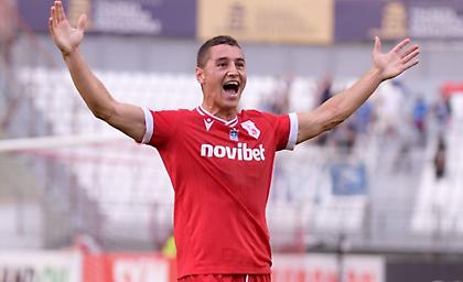 «Έδεσε» μέχρι το 2026 τον Στάικο ο Πανσερραϊκός