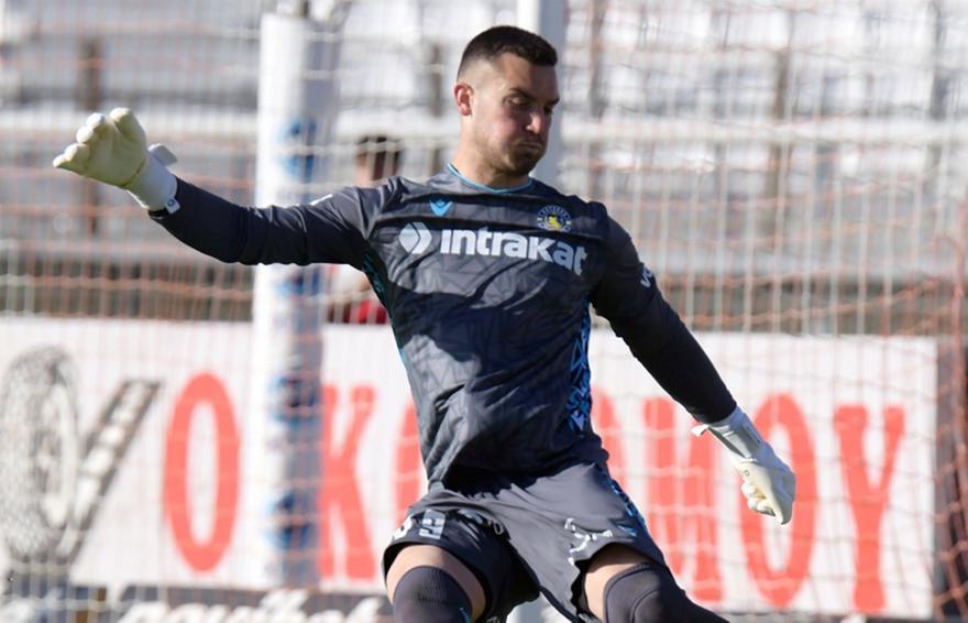 Προ των πυλών του ΠΑΟΚ οι Τσιφτσής και Θυμιάνης Προ των πυλών του ΠΑΟΚ οι Τσιφτσής και Θυμιάνης