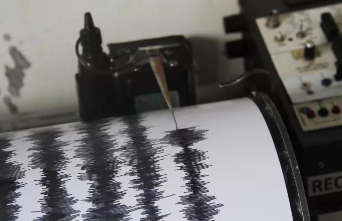 Σεισμός 4,8 Ρίχτερ στη Δονούσα – Αισθητός στην Αττική Σεισμός 4,8 Ρίχτερ στη Δονούσα – Αισθητός στην Αττική