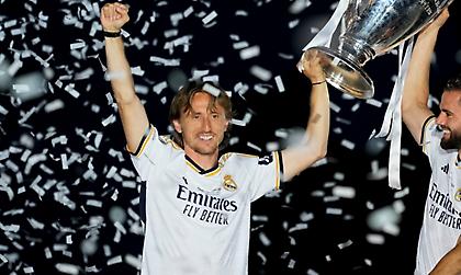 Επιβεβαίωσε την παραμονή του στη Ρεάλ ο Μόντριτς