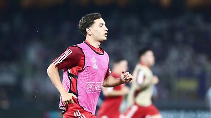 Πολλοί οι «μνηστήρες» για τον Έσε, όμως Ολυμπιακός και Μεντιλίμπαρ έχουν άλλες σκέψεις