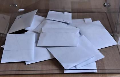 Επιστολική ψήφος: Έως σήμερα έχουν ψηφίσει πάνω από 155.000 - Τι θα γίνει με όσους δεν έχουν λάβει φάκελο