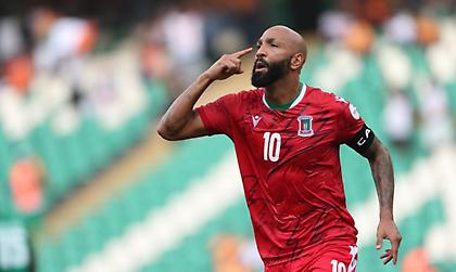 Ασύλληπτο φιάσκο στην Ισημερινή Γουινέα: Ο Ενσούε έπαιζε παράτυπα στην εθνική ομάδα για έντεκα χρόνια!