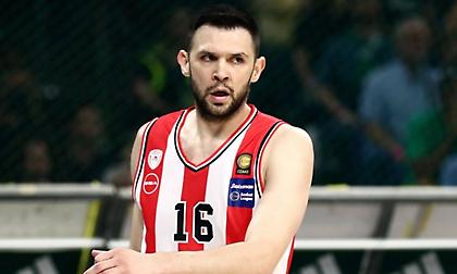 Παπανικολάου: «Η άμυνά μας ήταν το κλειδί και κάναμε το πρώτο βήμα»