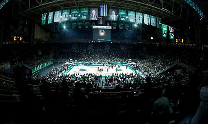 «Θα είναι το κοινό στη Βοστώνη τόσο καυτό;»: Μία από τις πιο γνωστές σελίδες για το ΝΒΑ αποθέωσε το ΟΑΚΑ!