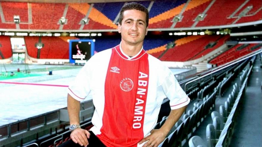 Η υπογραφή του Νίκου Μαχλά στον Άγιαξ