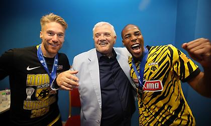 ΑΕΚ: Μένουν ελεύθεροι Σιντιμπέ και Φαν Βέερτ