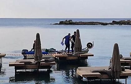 Ρόδος: Αυτόφωρο και πρόστιμο 28.560 ευρώ στο beach bar για τις ομπρέλες στη θάλασσα - Τα επόμενα βήματα