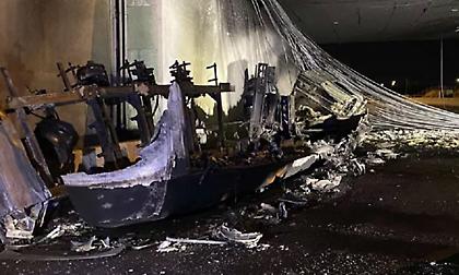 Φωτιά στο βυτιοφόρο: Κατεδαφίζεται η γέφυρα - Πώς γίνεται η κυκλοφορία στην εθνική οδό