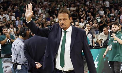 Χαλάρωσε στη συναυλία των Coldplay ο Αταμάν πριν το Game 3 των τελικών