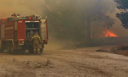 Υπό μερικό έλεγχο η φωτιά σε ΧΥΤΑ στη Νεμέα Κορινθίας