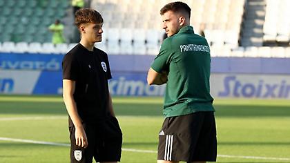 Ο Ντέλιας, ο Φώτης και ο Τζολάκης