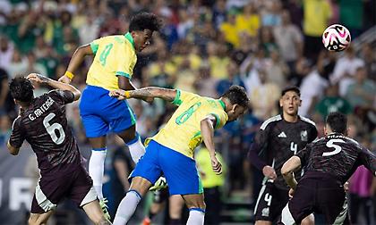 Φιλική νίκη στο Τέξας για τη Βραζιλία επί του Μεξικού στο... 96'-Μπήκε αλλαγή ο Πινέδα