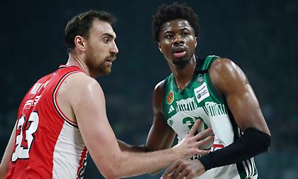 Αντετοκούνμπο: «Ακόμα και με τον αδερφό μου να παίζω, μέσα στο παρκέ δεν είμαστε φιλαράκια»