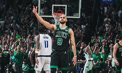 Νίκησαν ξανά τους Μάβερικς και πλησιάζουν στον τίτλο οι «ατσάλινοι» Σέλτικς