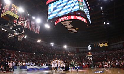 Πρόστιμο στον Ολυμπιακό για υβριστικά συνθήματα στον δεύτερο τελικό με τον Παναθηναϊκό AKTOR