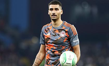 «Ο Ολυμπιακός ψάχνει νέο δανεισμό του Κάρμο», σύμφωνα με την A Bola