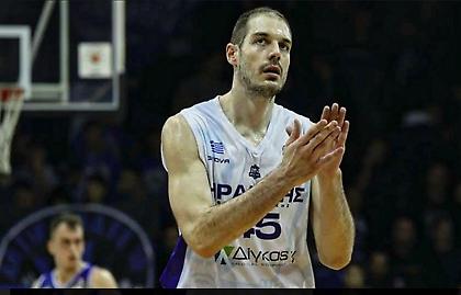 Σαρικόπουλος: «Ευγνώμων και περήφανος για την καριέρα μου»