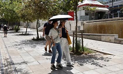 Καύσωνας: Τι πρέπει να κάνουμε αν πάθουμε θερμοπληξία - Οδηγίες του ΕΚΑΒ