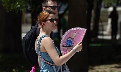 Σε κλοιό καύσωνα η χώρα - Σε ποιες περιοχές «χτύπησε» 40άρι ο υδράργυρος