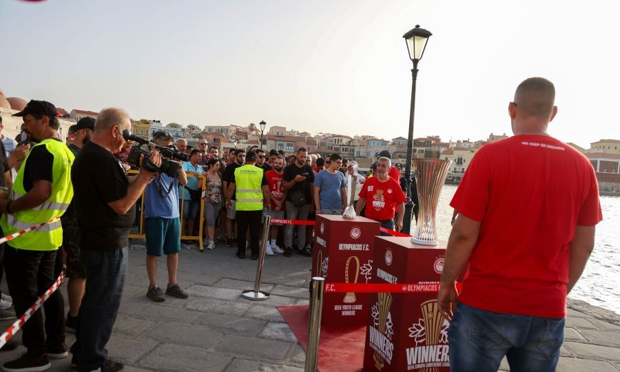 Ολυμπιακός: Στα Χανιά οι ευρωπαϊκές κούπες του Ολυμπιακού (pics)