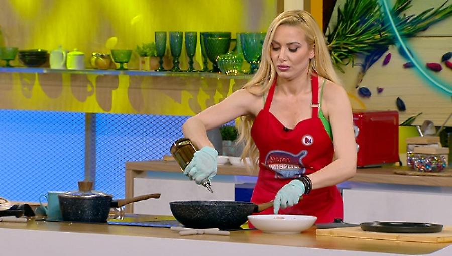 «Η μαμά μου μαγειρεύει καλύτερα από τη δική σου»: Μαμάδες και κόρες εν δράσει! – Δείτε το trailer