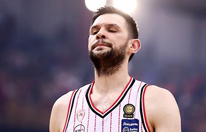 Φιλάνθρωπος από την γραμμή και πνιγμένος στο άγχος