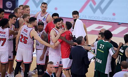 «Σήμερα γράψατε ιστορία»: Η ατάκα Κοντού στους διαιτητές και όσα αναφέρει το φύλλο αγώνα του Game 4