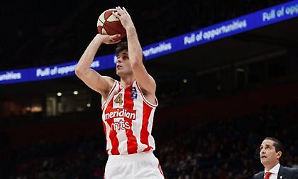 Μένει στον Ερυθρό Αστέρα για μία ακόμη σεζόν ο Τεόντοσιτς!