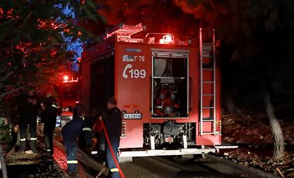 Φωτιές τη νύχτα σε Ασπρόπυργο και Ζευγολατιό