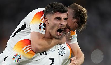 Κέρδισε πέναλτι και αποβολή ο Γκιντογκάν, 3-0 με Χάβερτς η Γερμανία