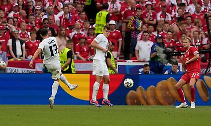 Ο Γιάνζα με τη βοήθεια της τύχης ισοφάρισε για τη Σλοβενία κόντρα στη Δανία