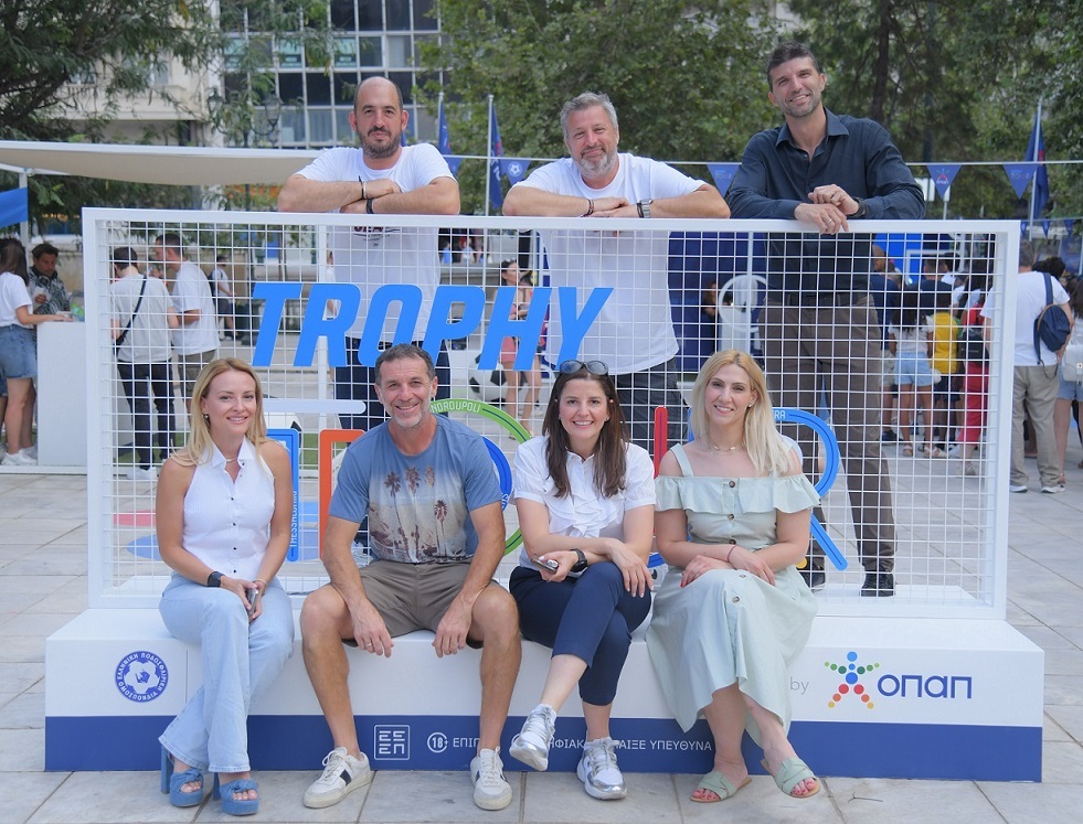 Ενθουσιασμός και συγκίνηση στο Trophy Tour Powered by OPAP  που «ταξίδεψε» στην Ελλάδα