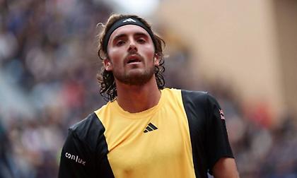 Ο Στρουφ σταμάτησε τον Τσιτσιπά στο Χάλε