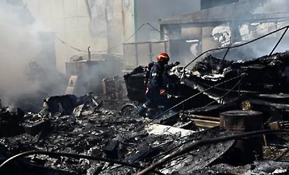 Σε ύφεση η φωτιά στη Βάρης - Κορωπίου - Ζημιές σε σπίτια και επιχειρήσεις