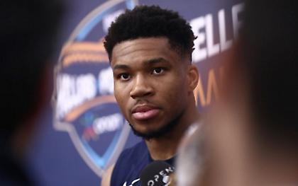 Γιάννης Αντετοκούνμπο: «Θέλω να νιώσω το συναίσθημα των Ολυμπιακών Aγώνων με την Εθνική ομάδα»