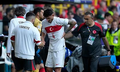 Αποχώρησε με τραυματισμό στα πλευρά ο Ακαϊντίν από το Τουρκία-Πορτογαλία