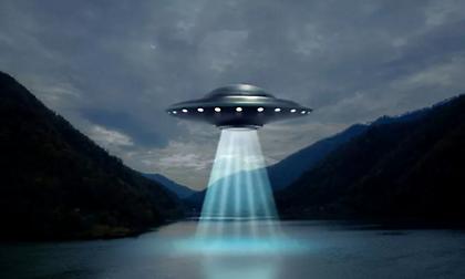 Αναστάτωση στη Μοντάνα των ΗΠΑ - Πέρασαν τον Starlink του Μασκ για UFO!