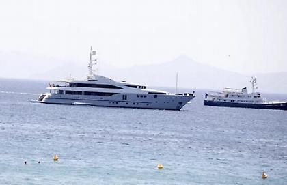 Δίωξη κακουργηματικού χαρακτήρα στους 13 συλληφθέντες για τη φωτιά στην Ύδρα