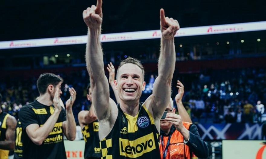 Χουέρτας: Ανακοίνωσε πως συνεχίζει το μπάσκετ παρά τα 41 του χρόνια