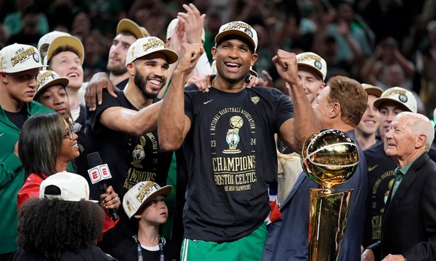 Διέψευσε τα σενάρια για απόσυρση ο Χόρφορντ: «Συνεχίζω κανονικά»