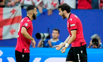 Η πιο ιστορική στιγμή για το ποδόσφαιρο της Γεωργίας με υπογραφή Κβαρατσχέλια!