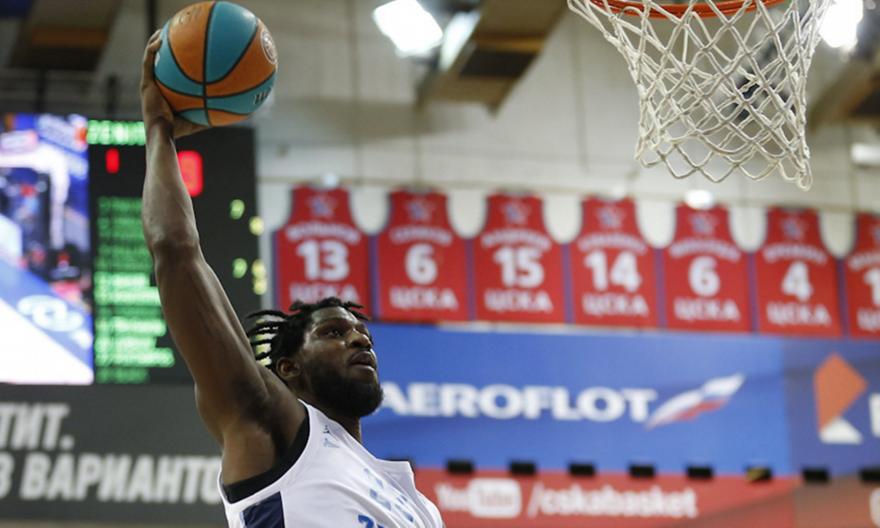 Ζενίτ: Επέστρεψε ο Πόιθρες