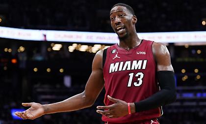 Ανανεώνει με τους Μαϊάμι Χιτ και γίνεται... Μίδας ο Μπαμ Αντεμπάγιο!