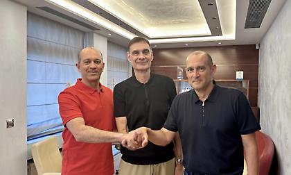 Επίσημο: Ανανέωσε με Ολυμπιακό μέχρι το 2026 ο Μπαρτζώκας!