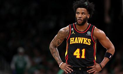 Αφήνουν ελεύθερο τον Μπέι οι Χοκς