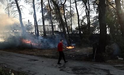 Φωτιά στη Σταμάτα: Νεκρός 45χρονος από ανακοπή καρδιάς