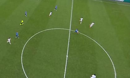 Πήγε να βάλει το γκολ του Euro από το κέντρο ο Στρέλετς!